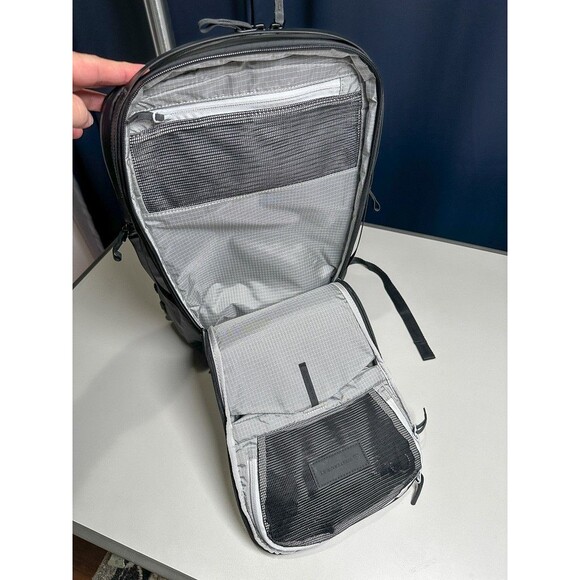 Western Rise Voyager 25L Lightweight Laptop Backpack Carry-On Bag - Picture 9 of 11